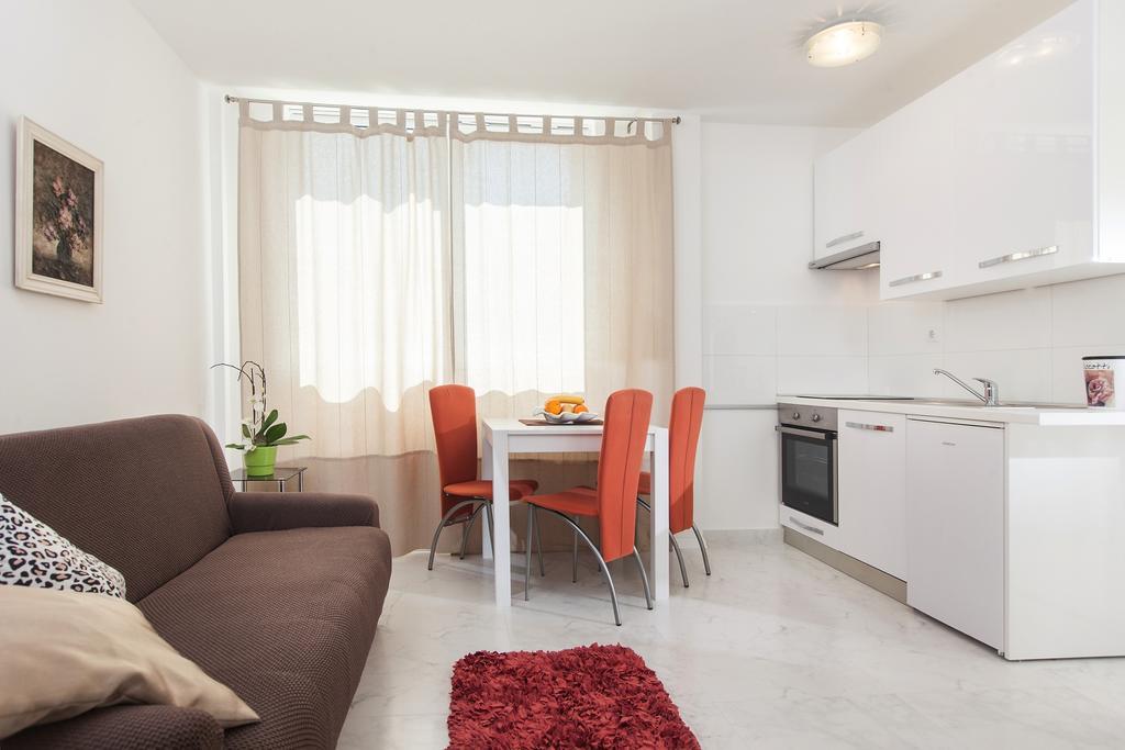 Apartments Filipeti Makarska Extérieur photo